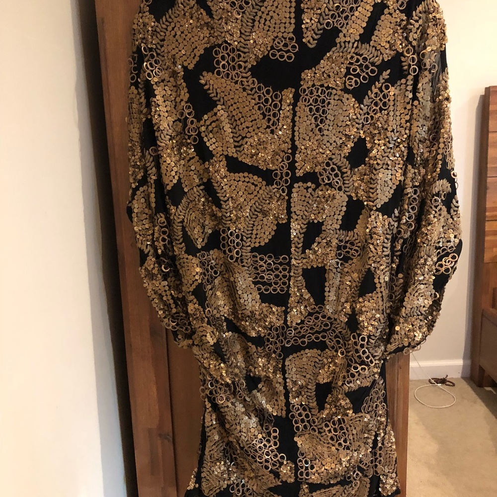 Dress - Picture 3 of 4